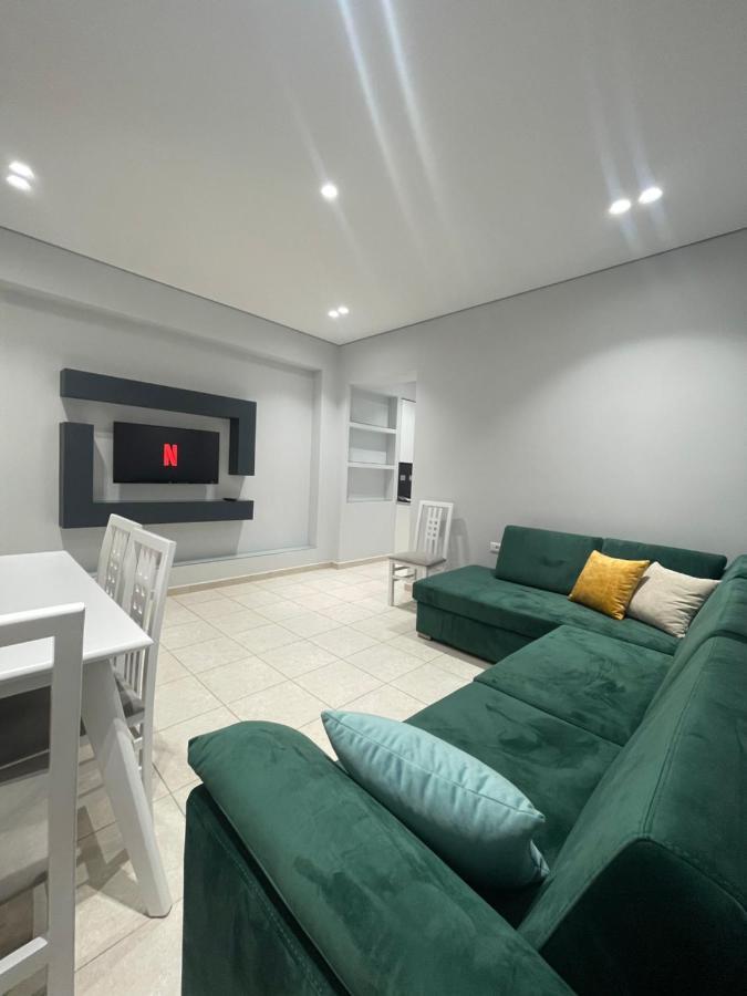 Emerald Inn Apartments Orikum Dış mekan fotoğraf
