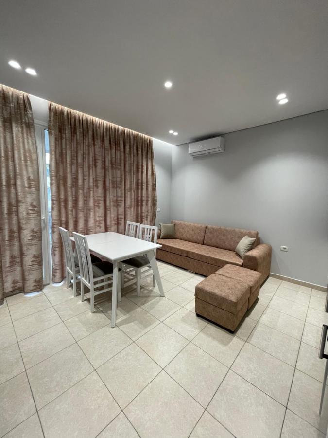 Emerald Inn Apartments Orikum Dış mekan fotoğraf