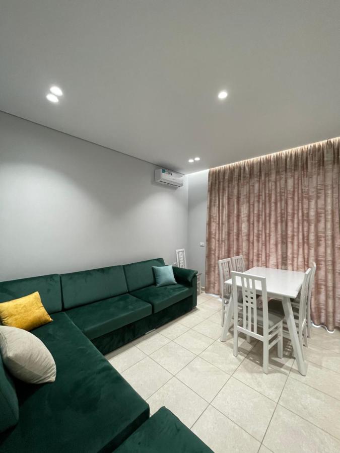 Emerald Inn Apartments Orikum Dış mekan fotoğraf